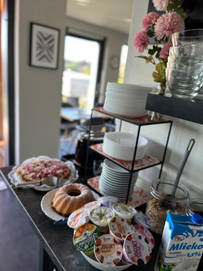 Penzion Cafe Na Svahu Cheb Εξωτερικό φωτογραφία