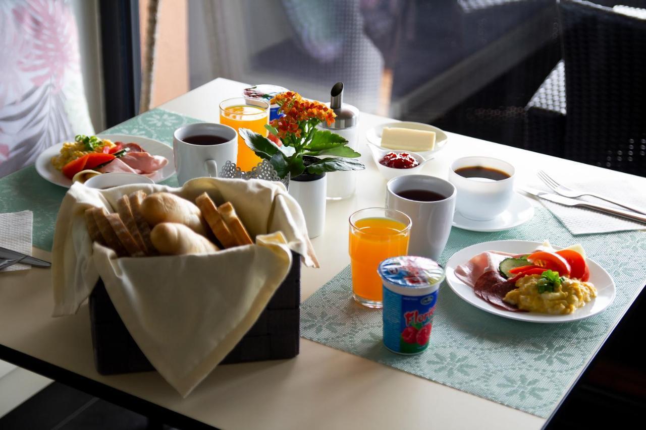 Penzion Cafe Na Svahu Cheb Εξωτερικό φωτογραφία